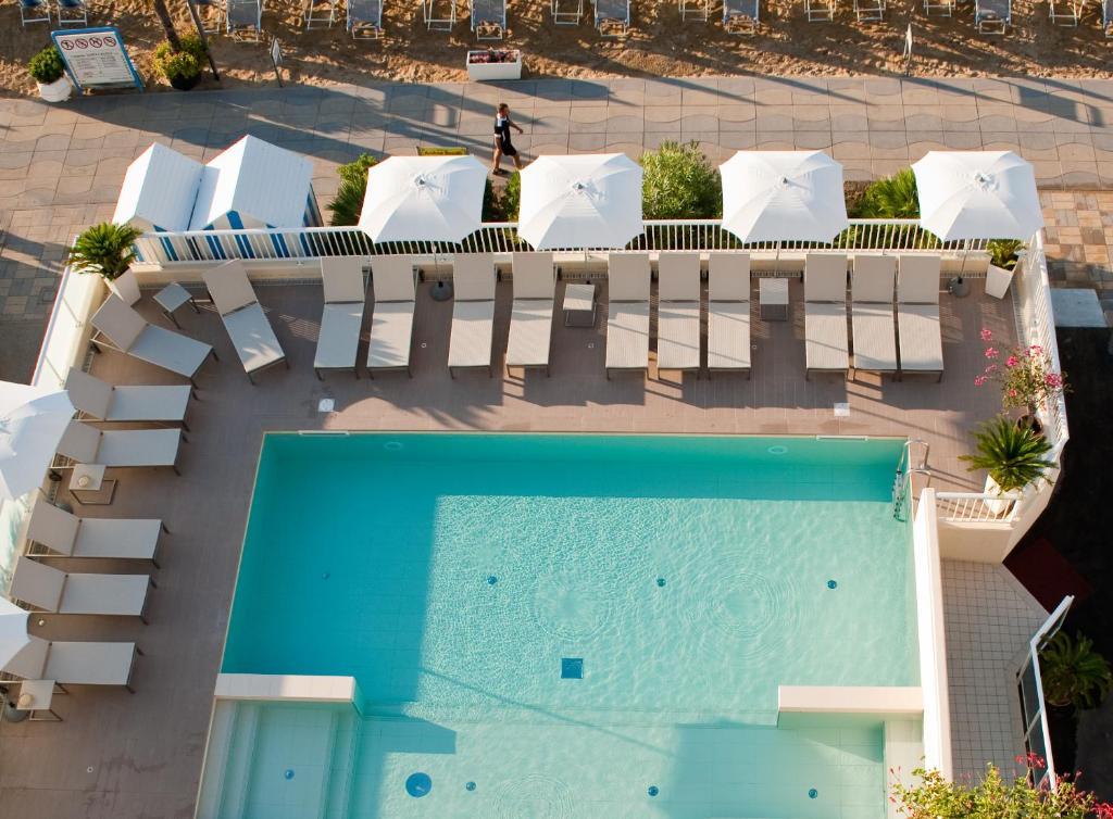 Hotel Canarie Lido di Jesolo Exteriör bild